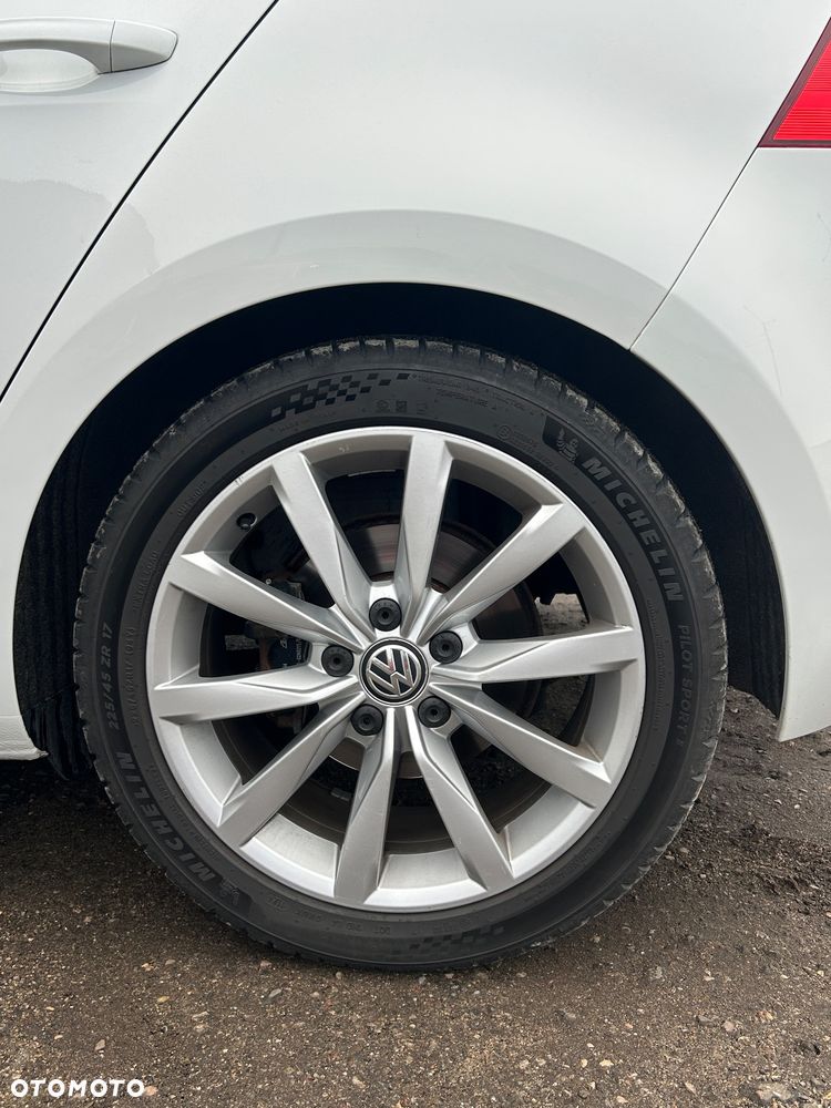 Volkswagen Golf 1.4 TSI BMT Highline - 17