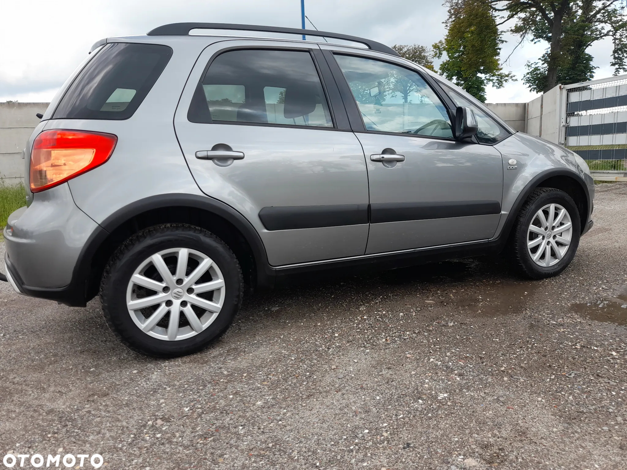 Suzuki SX4 1.9 DDiS DPF 4x4 Comfort - 21