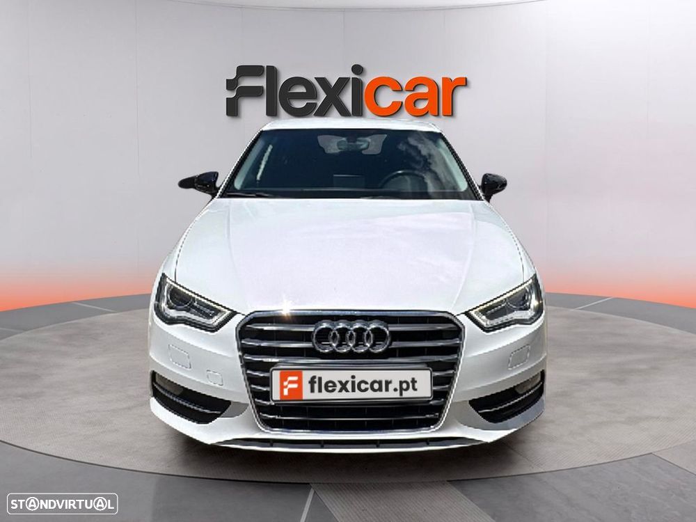 Audi A3 Sportback 1.6 TDI Attraction - 2