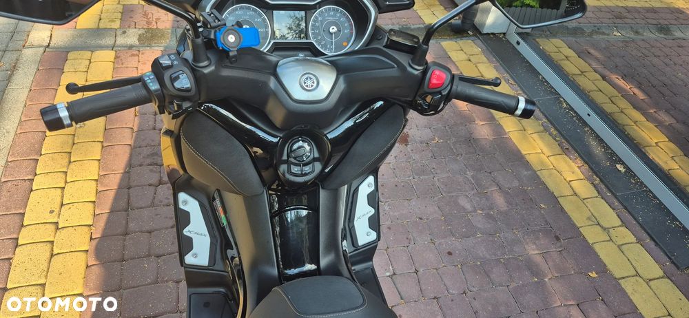 Yamaha X-max - 11