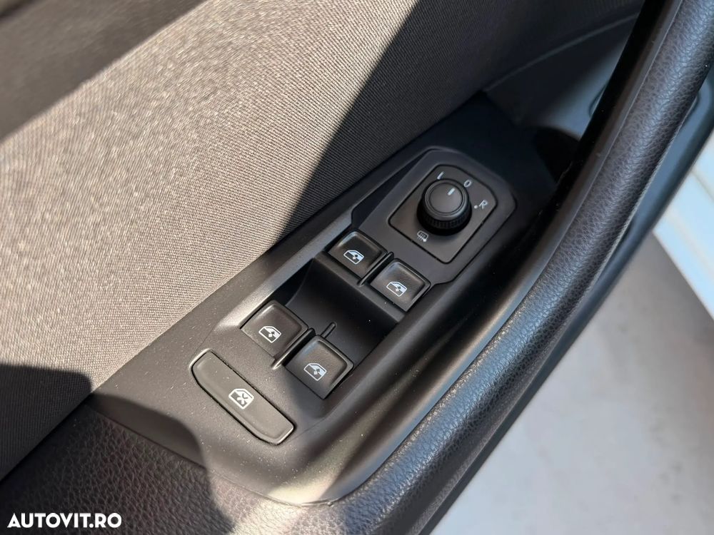 Volkswagen Passat 2.0 TDI DSG Comfortline - 20