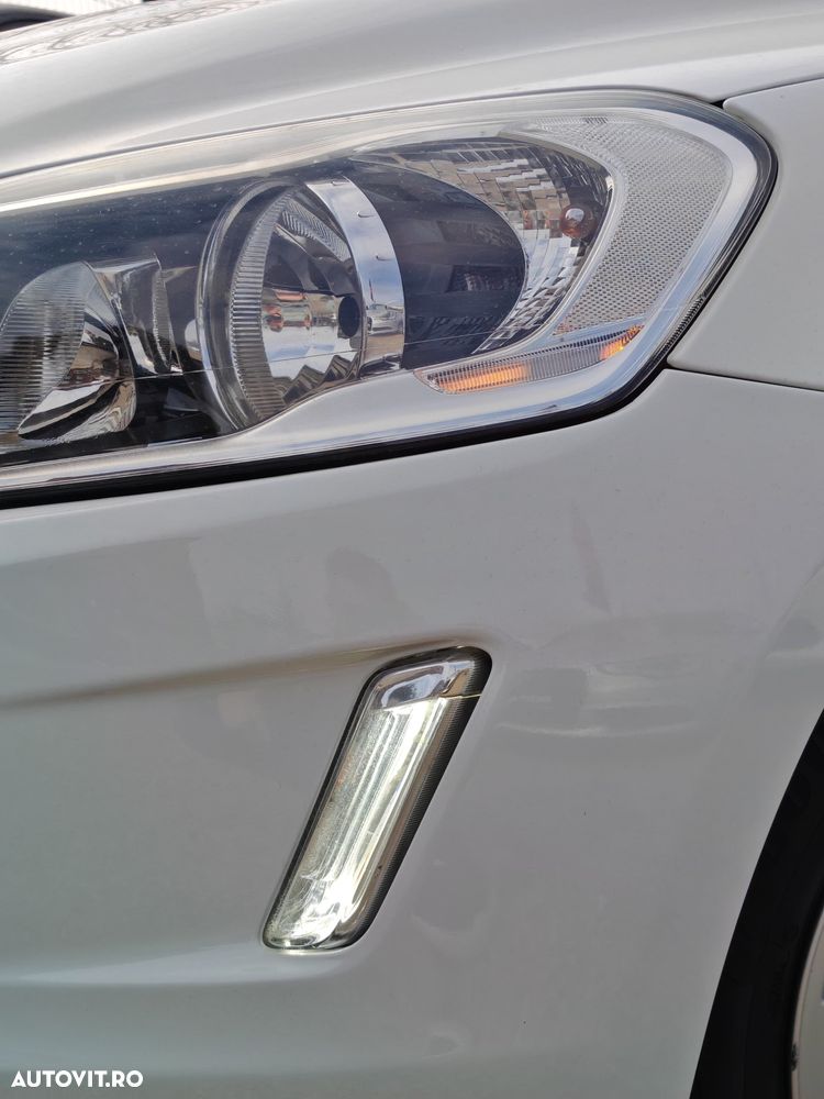 Volvo XC 60 D3 Geartronic Momentum - 23