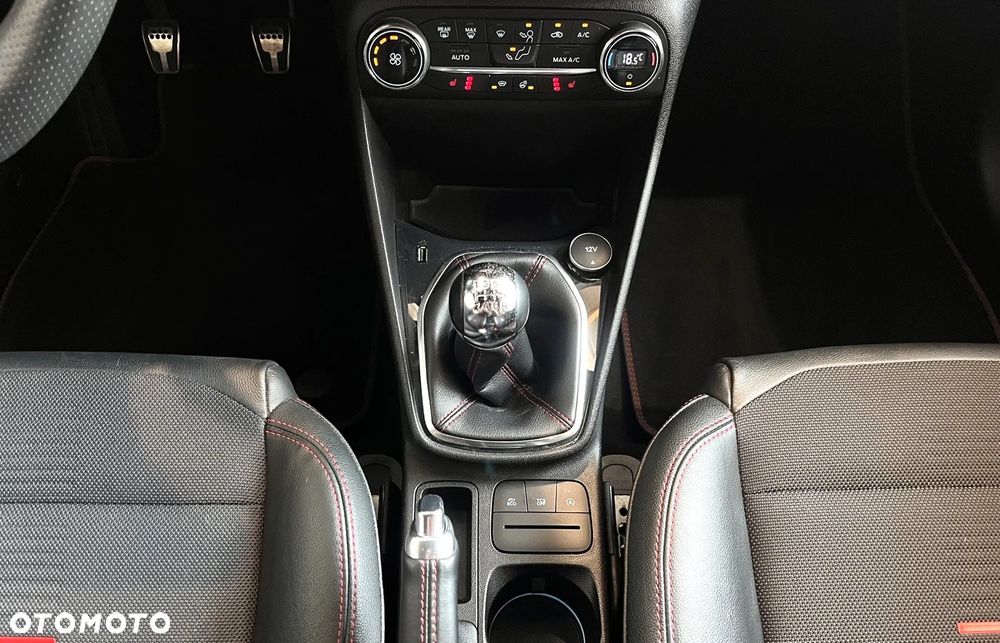 Ford Fiesta 1.0 EcoBoost S&S ST-LINE X - 18