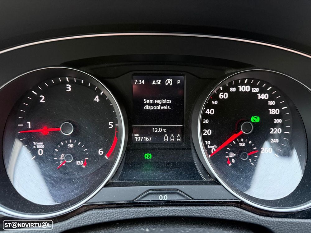 VW Passat Variant 2.0 TDI Business DSG - 5