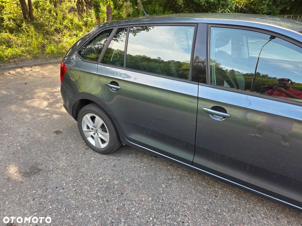 Skoda RAPID 1.2 TSI Ambition - 16