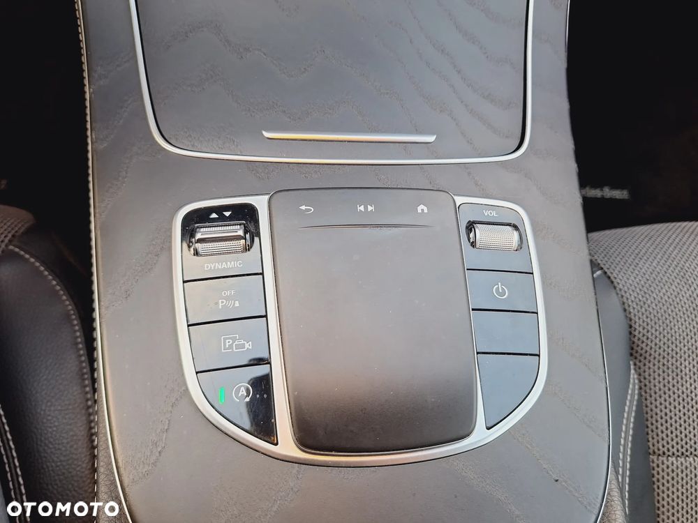 Mercedes-Benz Klasa E 220 d 9G-TRONIC - 10