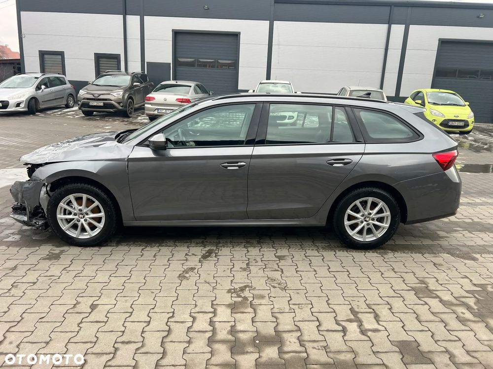 Skoda Octavia 1.5 TSI Selection - 6