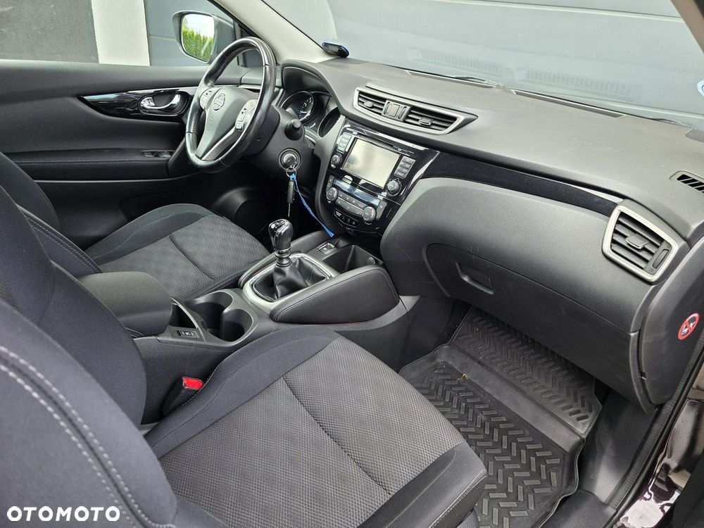 Nissan Qashqai - 23