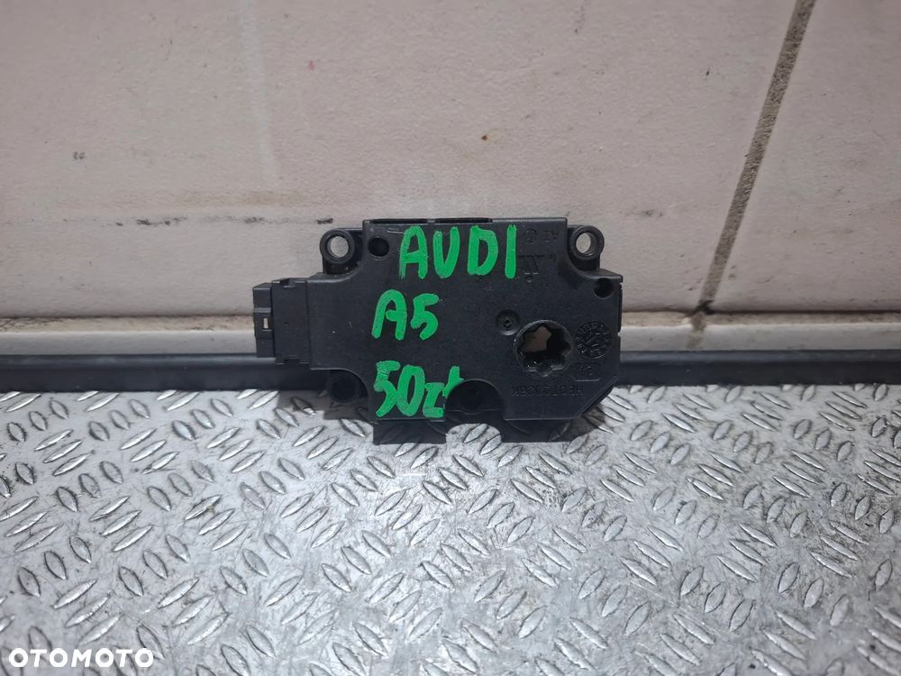 Silniczek nawiewu nagrzewnicy Audi A5 W8 2017 rok 2,0 TFSI nr ZBAT0084D03 ET416003 cena za 1 sztukę - 2