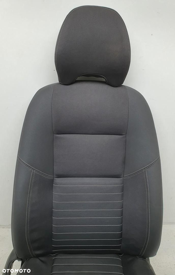 FOTEL PASAŻERA PRAWY PRZÓD VOLVO V50 EUROPA - 6