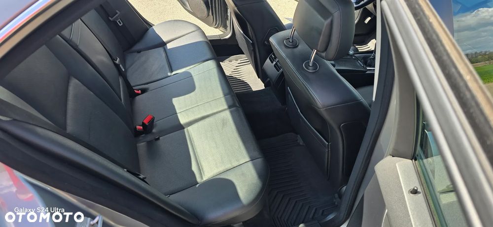 Mercedes-Benz Klasa C 200 CDI BlueEff Elegance - 27