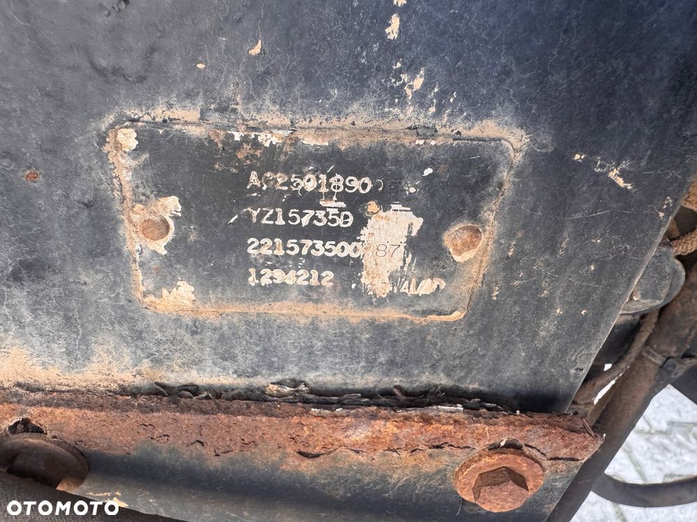 Massey Ferguson 8250 PowerControl - 24