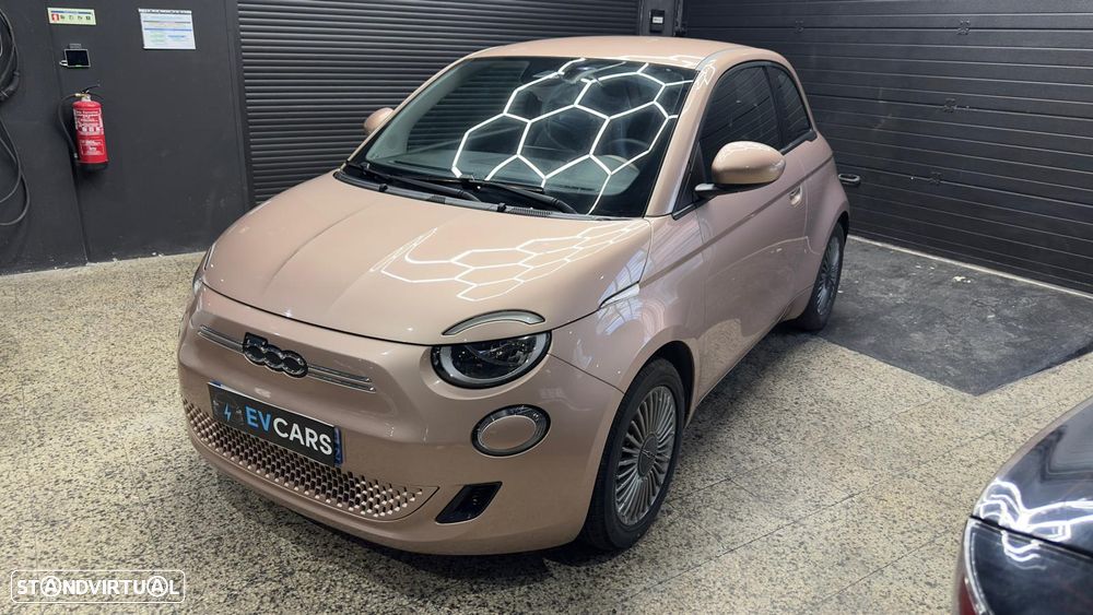 Fiat 500e 3 + 1 23,8kWh Icon - 23