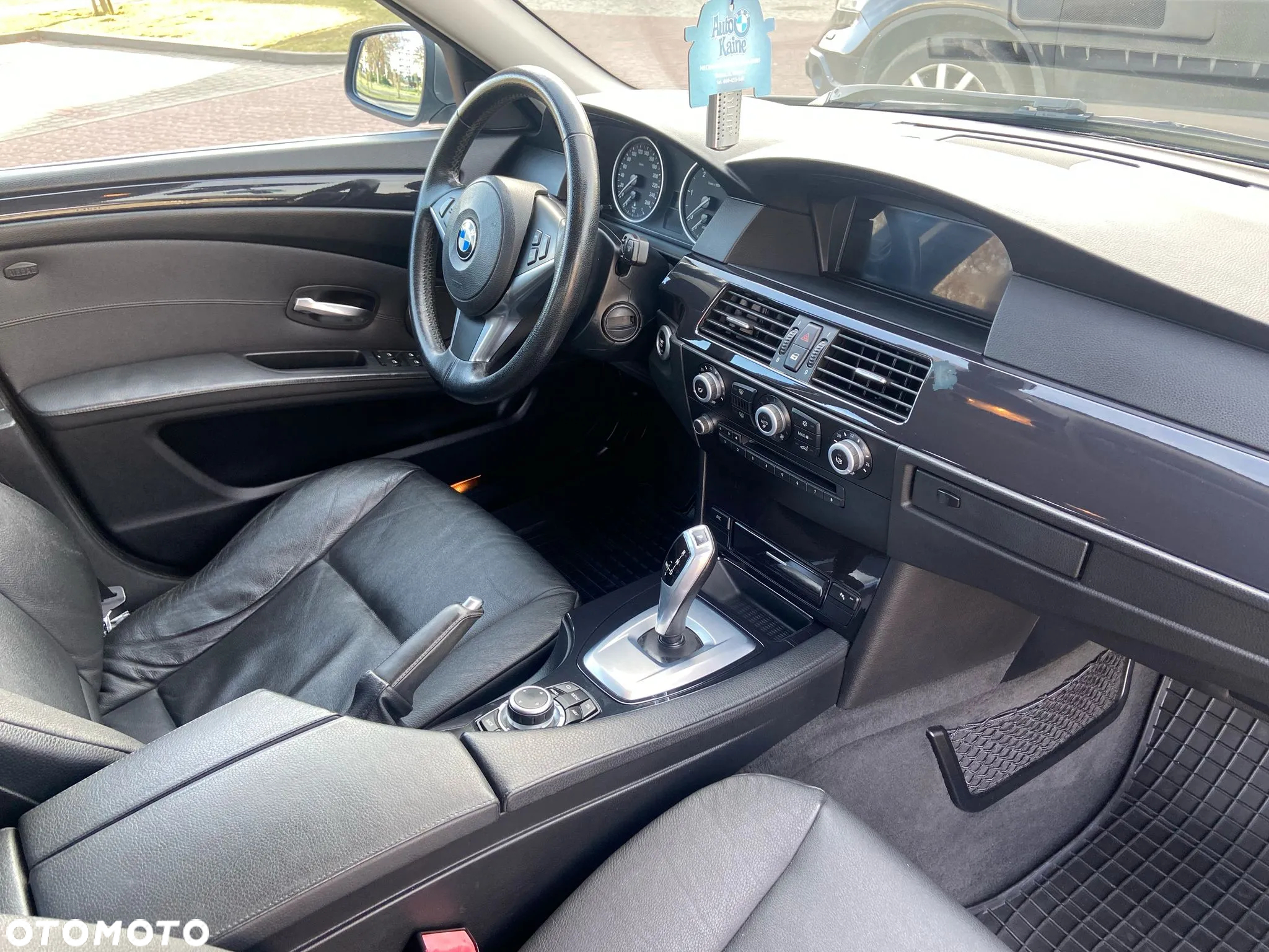 BMW Seria 5 525d xDrive Touring Edition Exclusive - 19