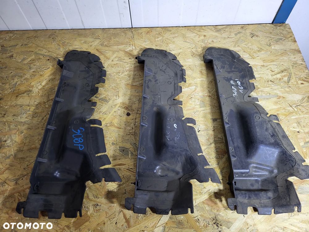 Kierownica powietrza prawa Peugeot 308 T7 - 1