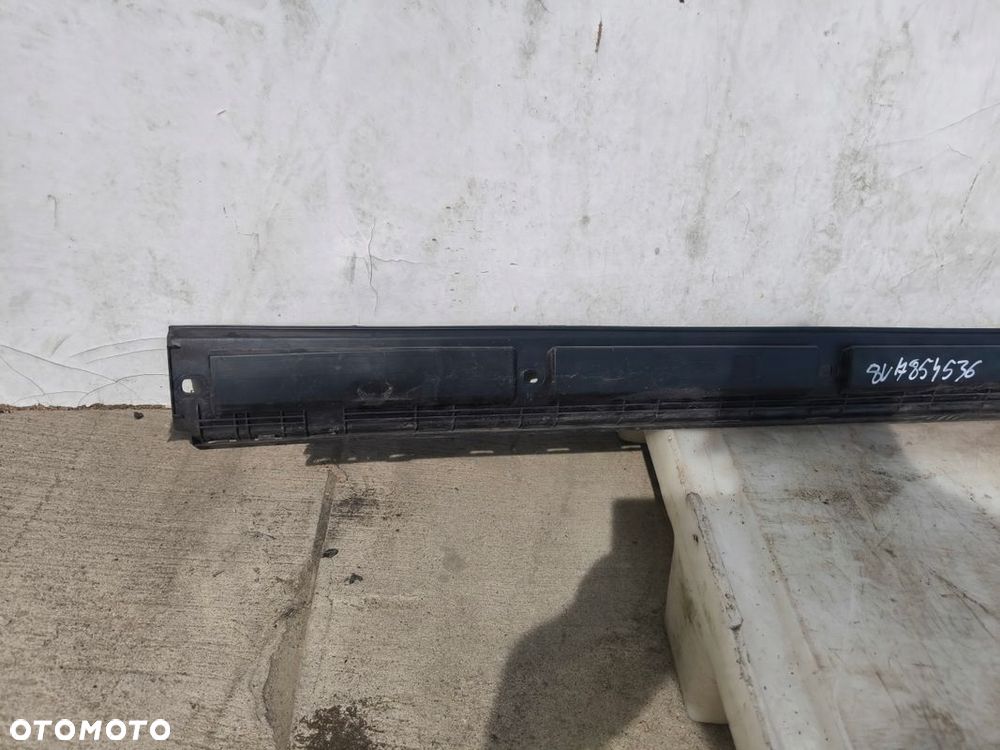 LISTWA PROGOWA MOCOWANIE LISTWY S LINE A3 8V CABRIO PRAWA 8V7854536 - 2