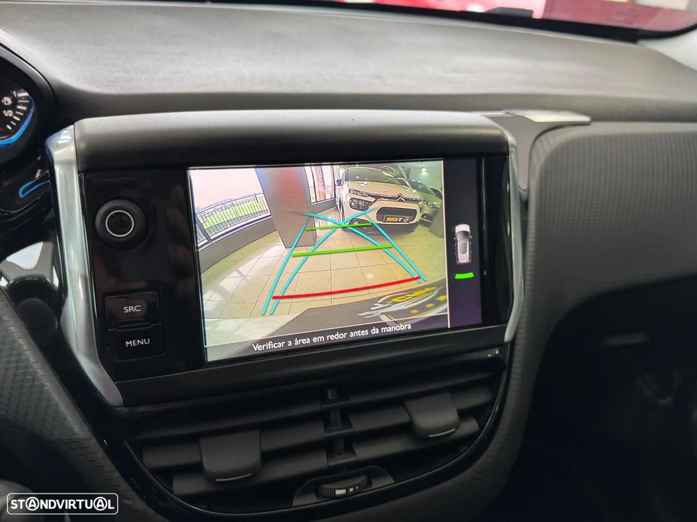 Peugeot 2008 PureTech 110 GPF Stop&Start EAT6 Crossway - 17