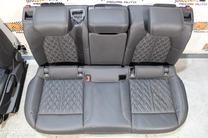 Bancos Audi S3 A3 8Y em Pele - 6