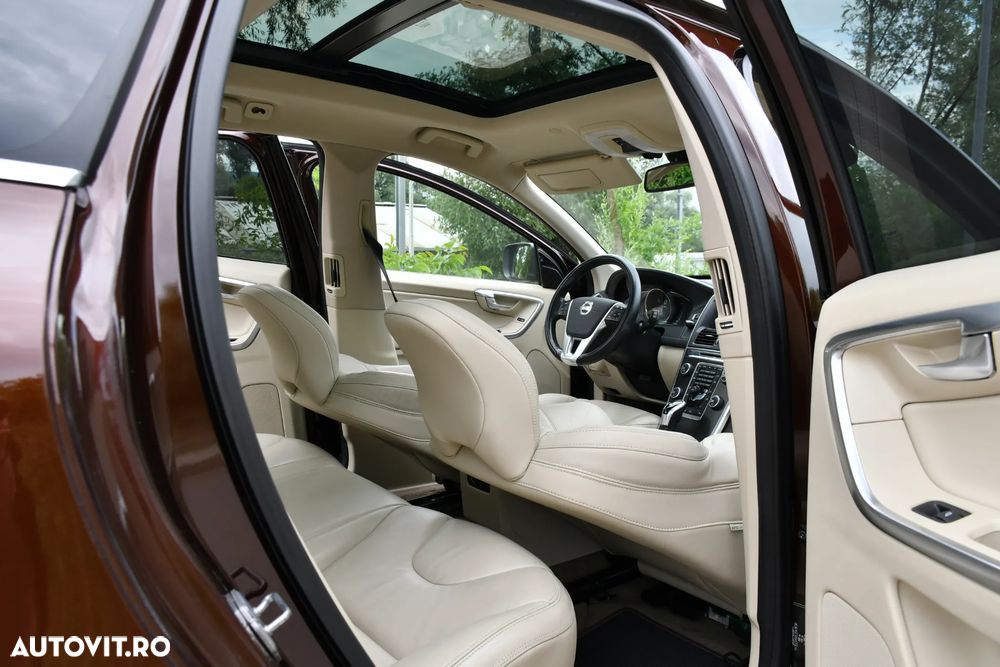 Volvo XC 60 D3 Geartronic Summum - 23