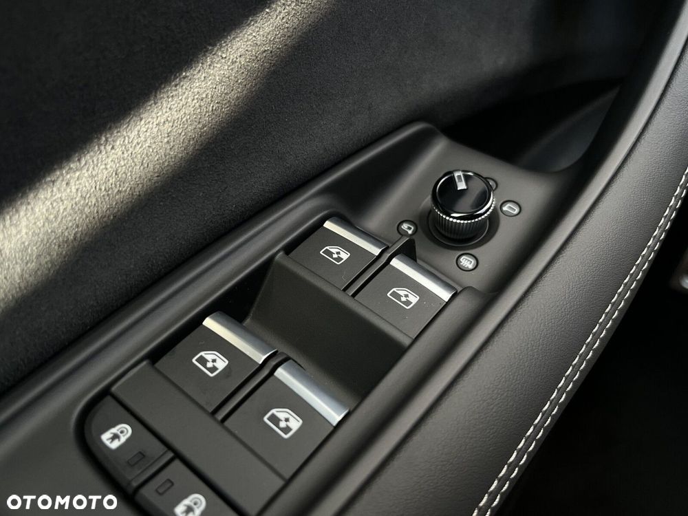 Audi Q8 - 36