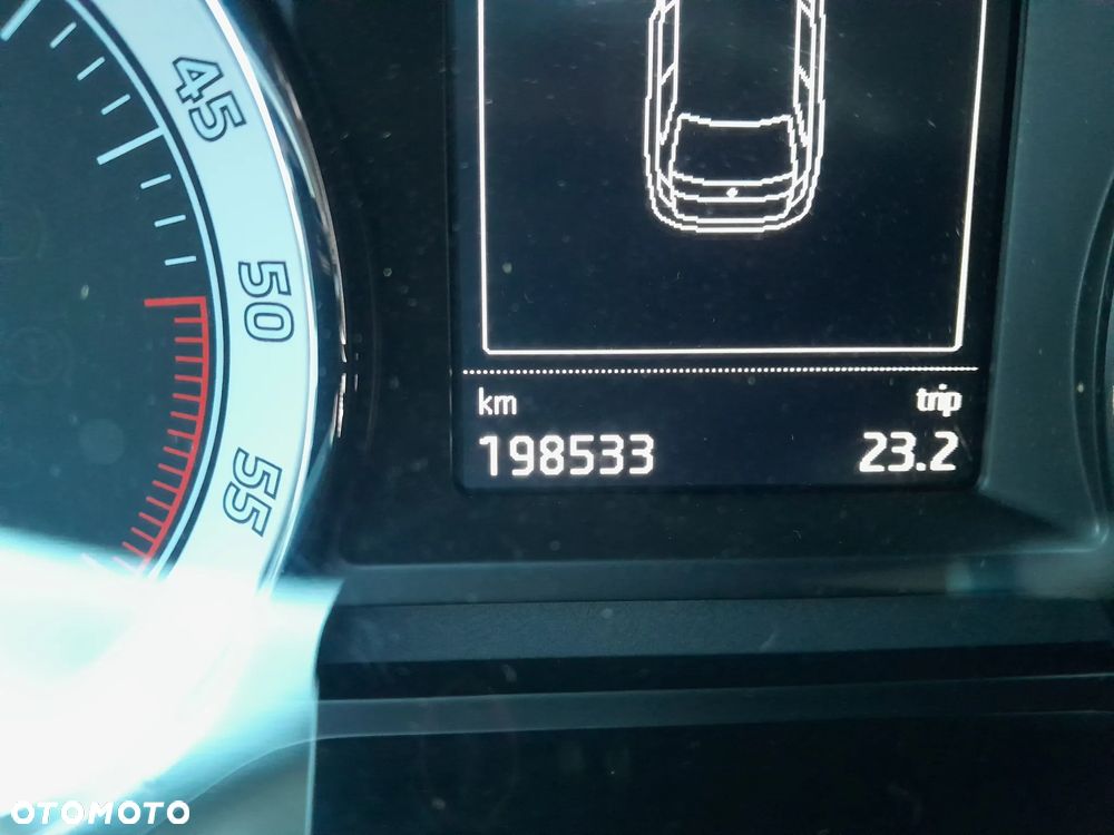 Skoda Octavia 2.0 TDI DSG Premium Edition - 15