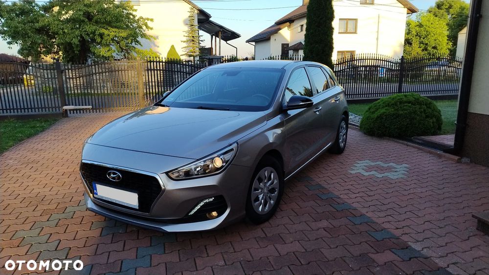 Hyundai i30 1.4 BlueDrive Go - 12