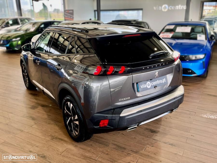 Peugeot 2008 1.2 PureTech Allure Pack EAT8 - 4