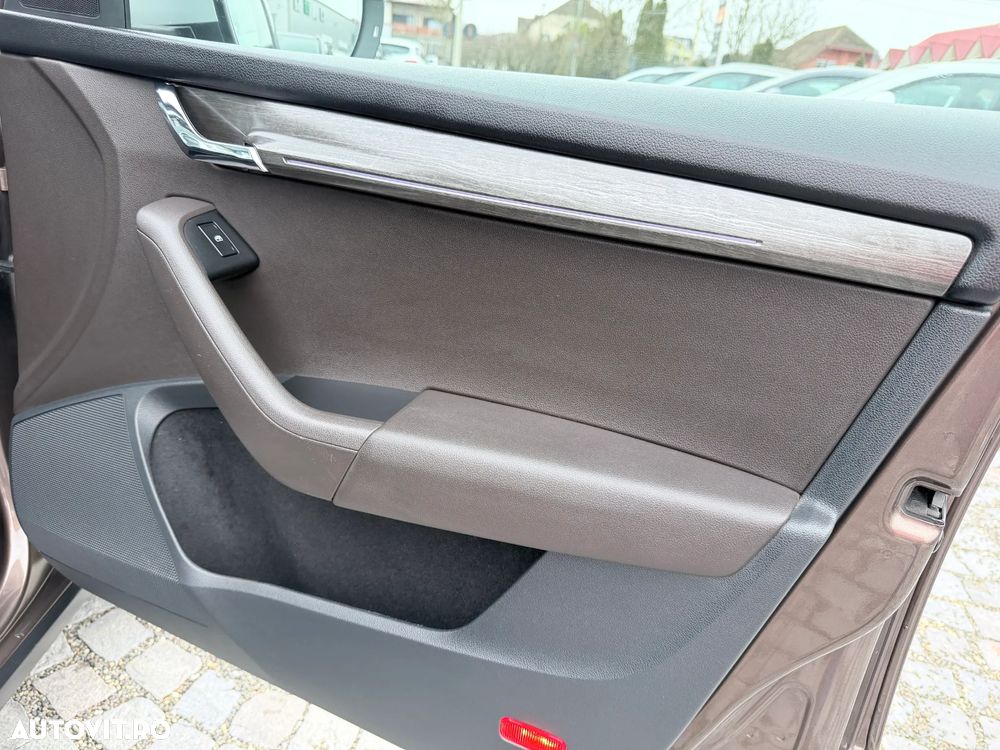 Skoda Octavia 2.0 TDI (Green tec) 4x4 DSG Scout - 19