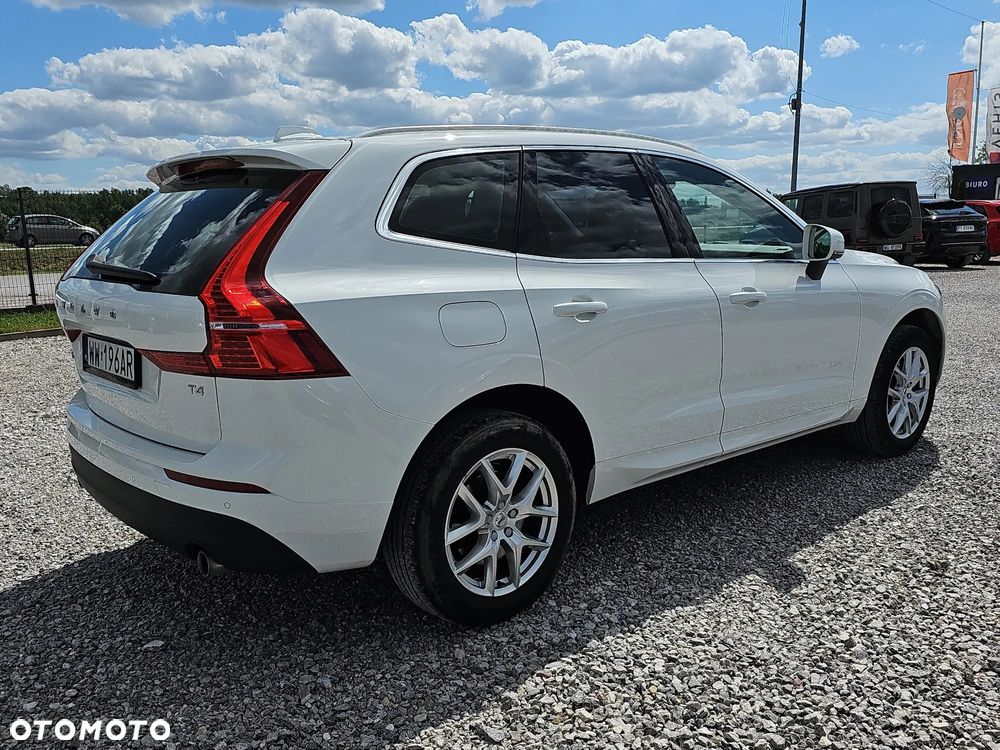 Volvo XC 60 T4 Momentum Pro - 5