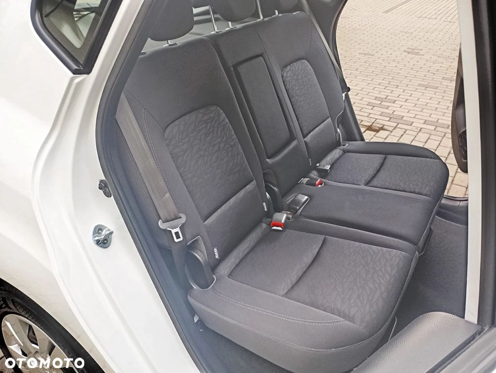 Hyundai ix20 1.6 Premium - 11