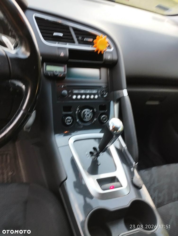 Peugeot 3008 - 18