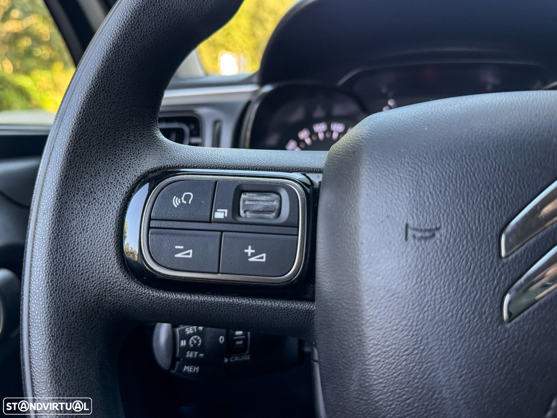 Citroën C3 1.2 PureTech Shine - 39