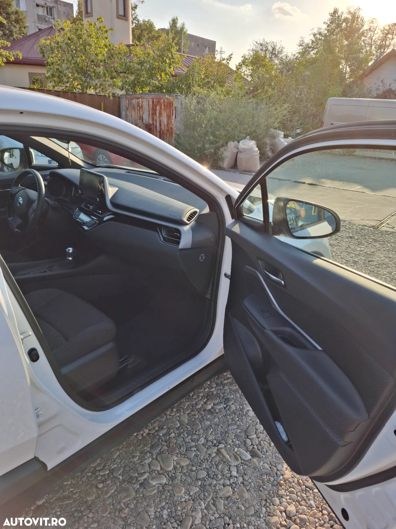 Toyota C-HR 1.8 HSD 122 CP 4x2 CVT C-enter - 8