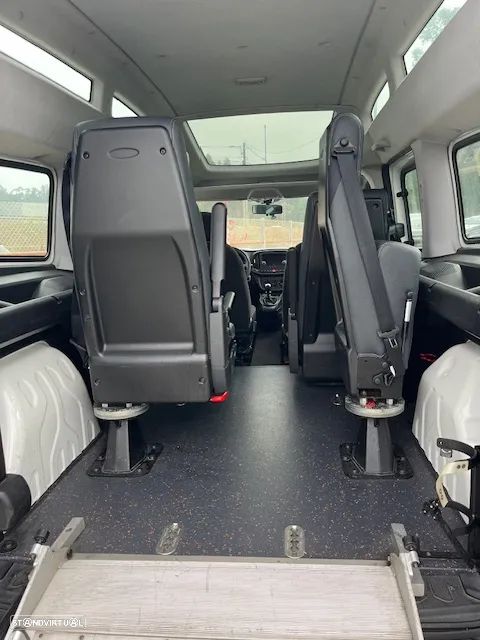 Fiat DOBLO XL 1.6 AMBULANCIA COM RAMPA - 9
