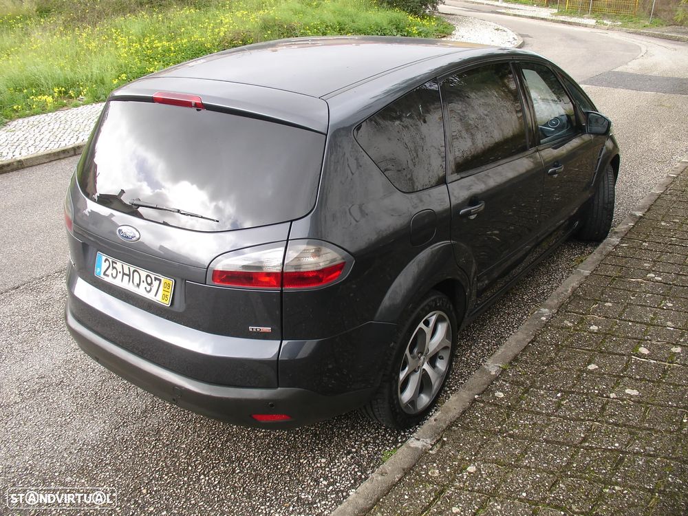 Ford S-Max 2.0 TDCi Titanium 7L - 14