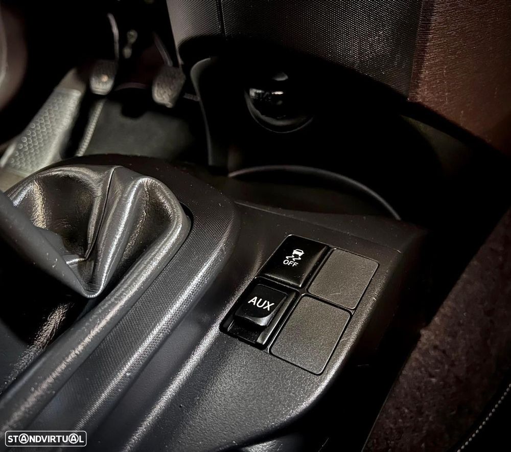 Toyota iQ 1.0 VVT-i 2 EP - 17