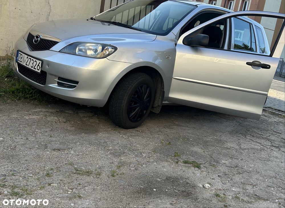 Mazda 2 - 1