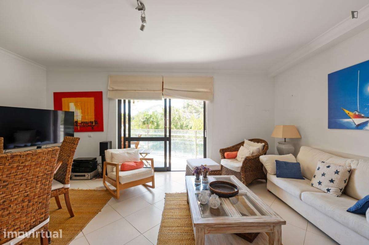 Apartamento com 2 quartos - localizado em Setubal - Grande imagem: 2/27