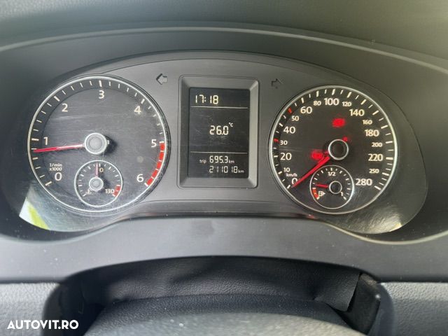 Volkswagen Jetta 1.6 TDI DPF Comfortline - 25