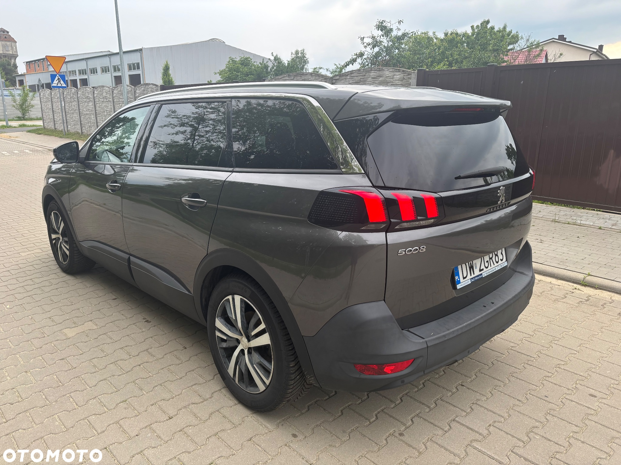 Peugeot 5008 1.2 PureTech Allure S&S - 2