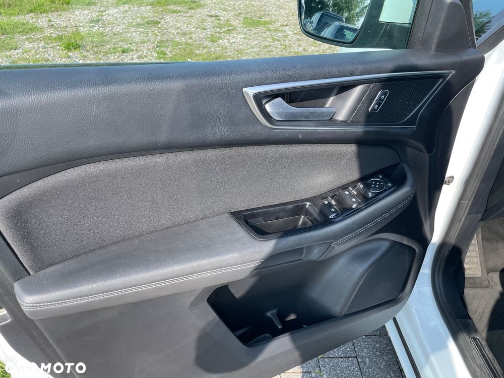 Ford S-Max 2.0 TDCi Titanium PowerShift - 8