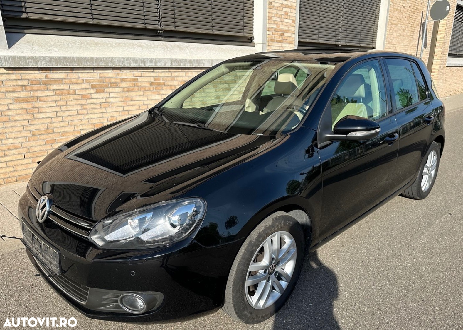 Volkswagen Golf 1.4 TSI Highline - 2