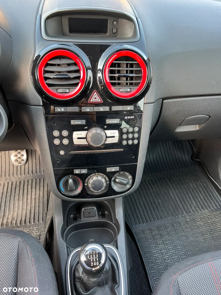 Opel Corsa - 8