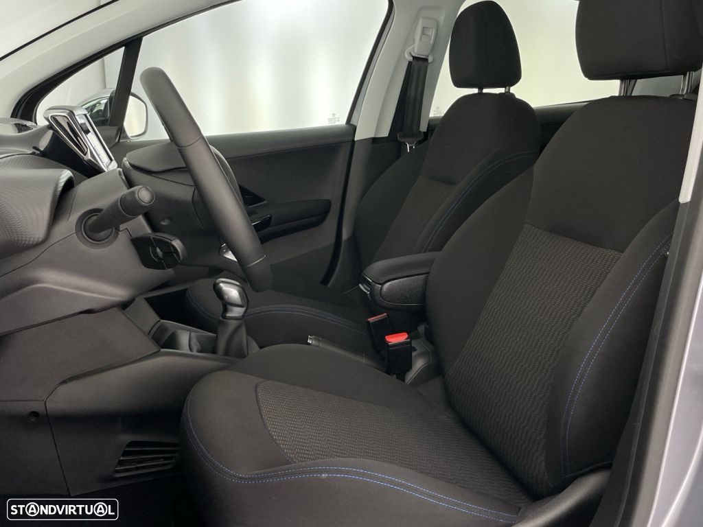 Peugeot 208 1.2 PureTech Active - 19