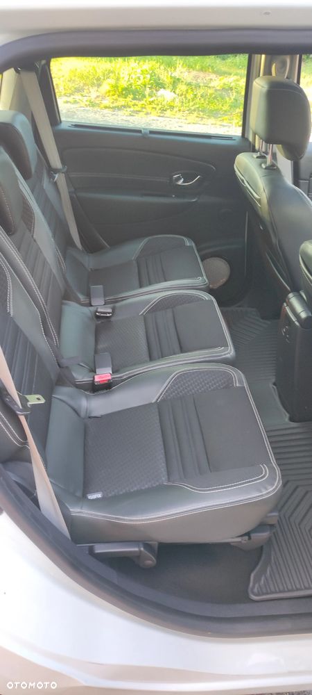Renault Grand Scenic Gr 1.6 dCi Energy Bose Edition - 20