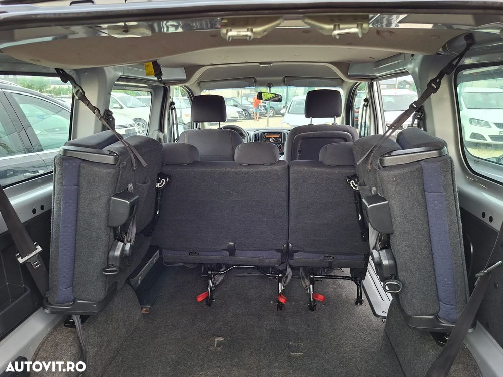 Nissan NV200 - 8