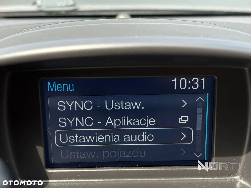 Ford Fiesta 1.0 EcoBoost Titanium - 25