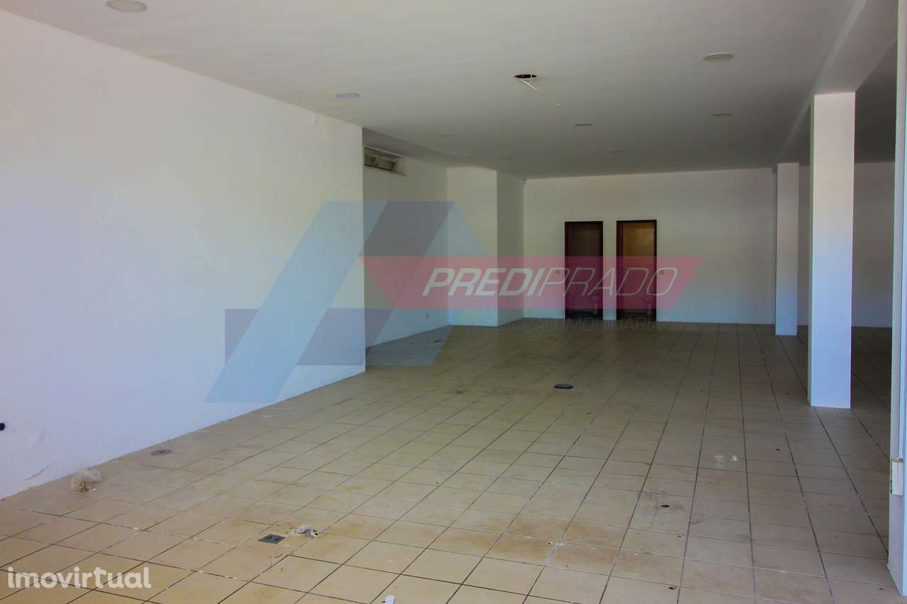 Loja para arrendar em Cervães, Vila Verde! - Grande imagem: 3/6