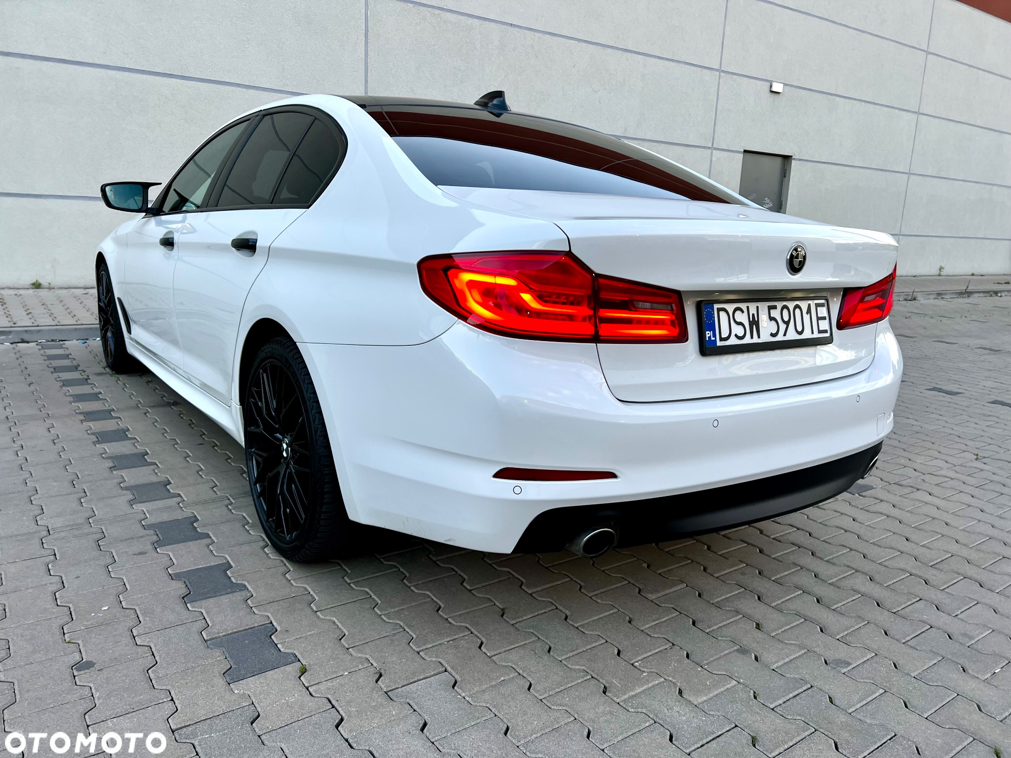 BMW Seria 5 530i Luxury Line sport - 4
