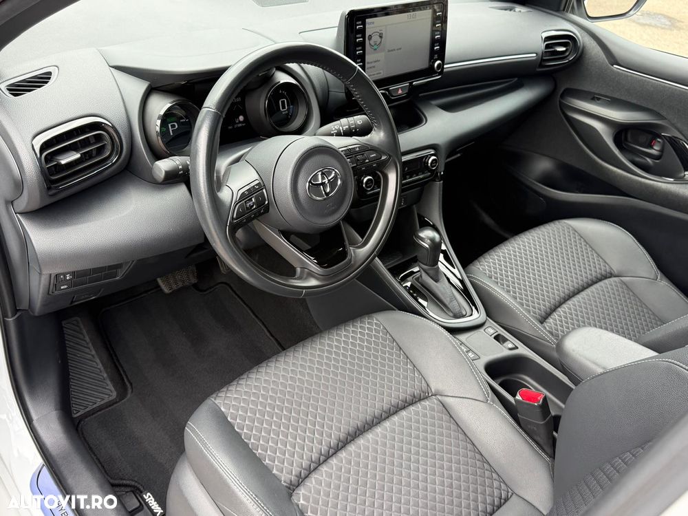 Toyota Yaris 1.5 VVT-i HSD Dynamic Plus - 6